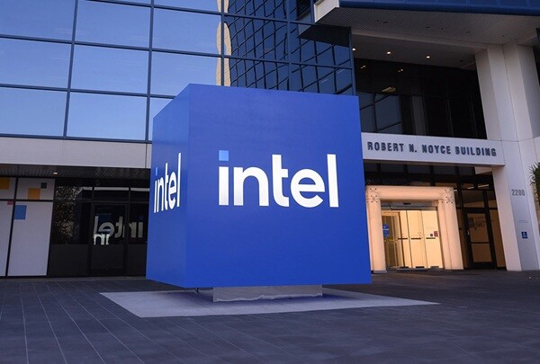 Intel, trattative di vendita in atto?