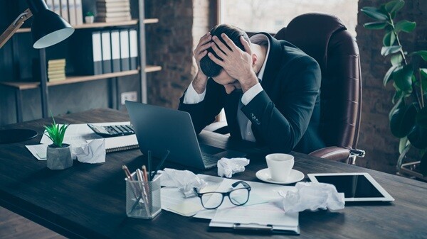 Lavoro e stress, cosa possono fare le aziende