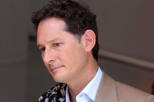Stellantis, Elkann: con dazi settore auto a rischio