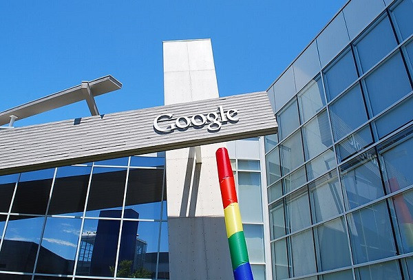 google,-indagine-della-commissione-europea-su-ia