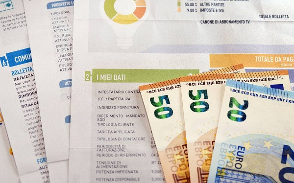arera,-bollette-e-nuove-regole-a-tutela-del-cliente