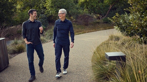 apple,-lascia-tim-cook-e-arriva-john-ternus